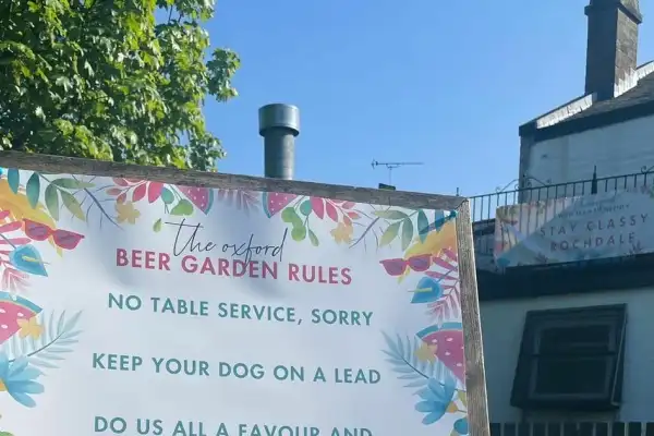Pub issues brilliant 'beer garden rules' as hottest week of the year approaches
