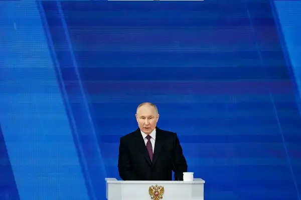 Путин заявил о попытках Запада втянуть Россию в гонку вооружений